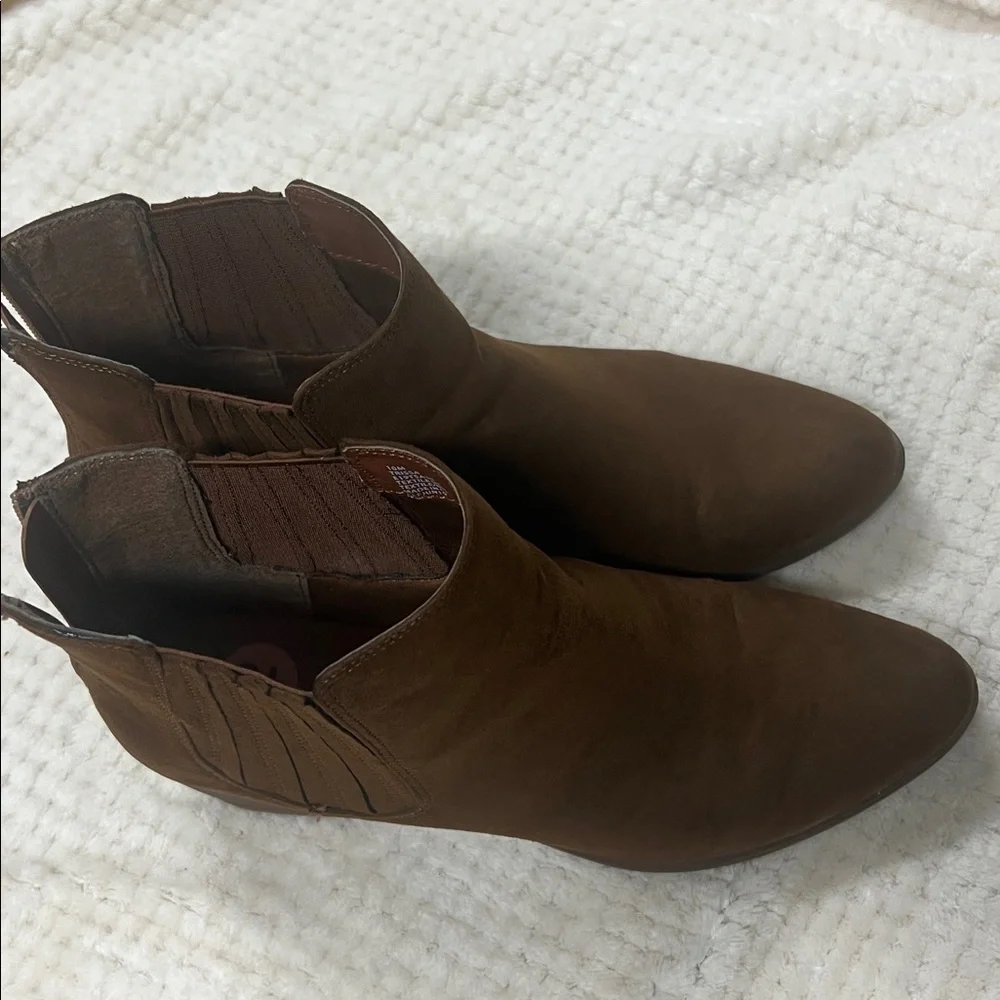Esprit Trissa Suede Brown Ankle Boots Size 10